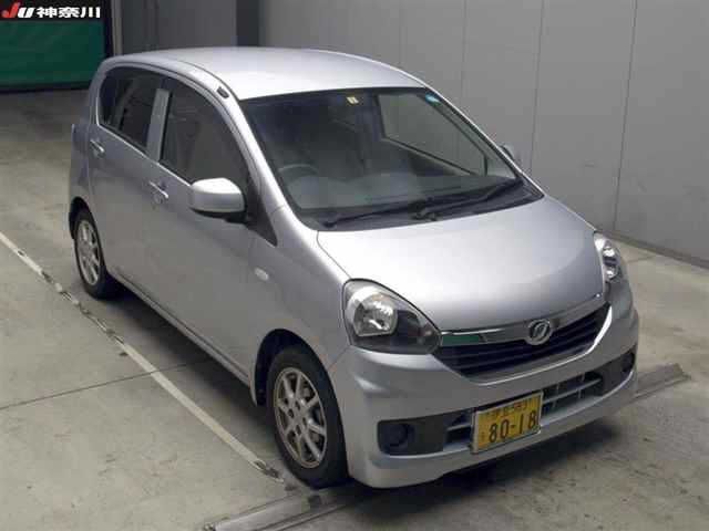 6976 Daihatsu Mira e s LA300S 2015 г. (JU Kanagawa)